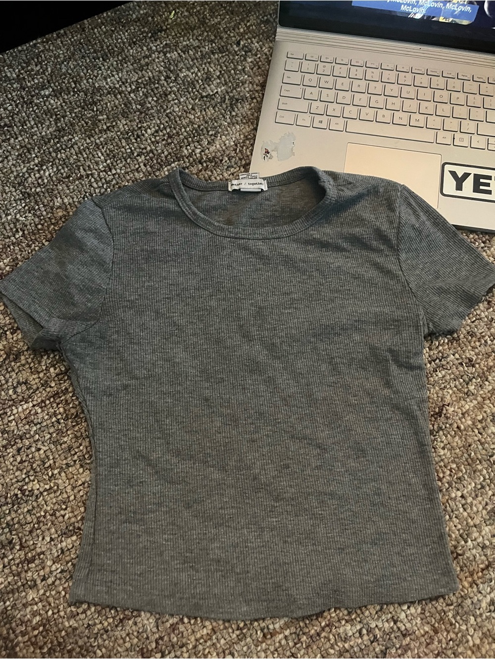 Ribbed Short-Sleeve Crewneck Top in Heather Gray